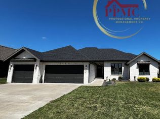 3545 W Cherokee St, Springfield, MO 65807