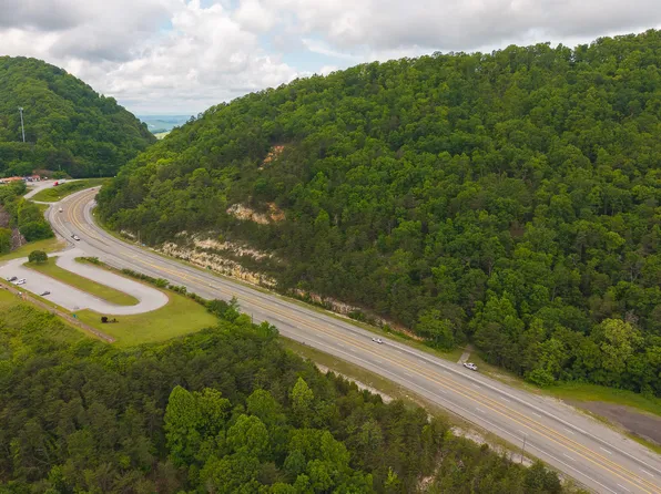 25 East Hwy, Thorn Hill, TN 37881