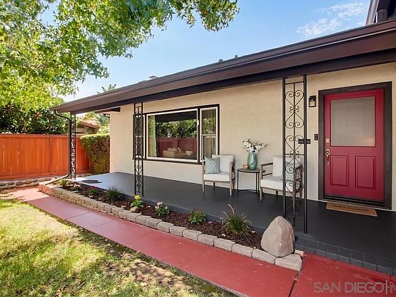 4th image of 4732 55th St