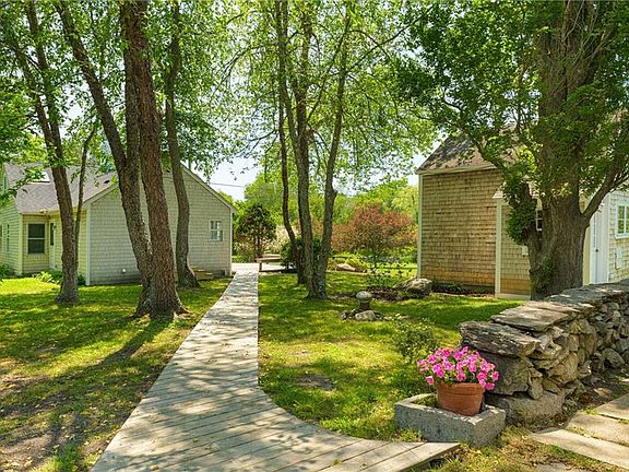 3rd image of 60 Snell Rd