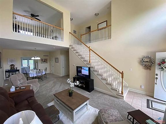 4th image of 1904 Ender Ln