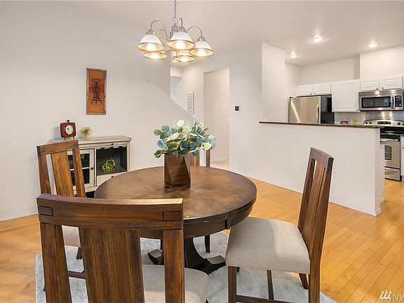 3rd image of 5311 236th Pl SE #26-4