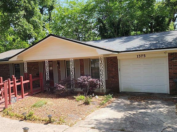 2nd image of 1375 Nancy Dr