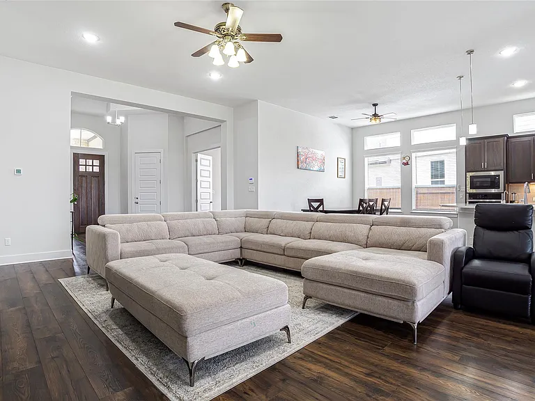 6721 Empresa Dr — Photo 7