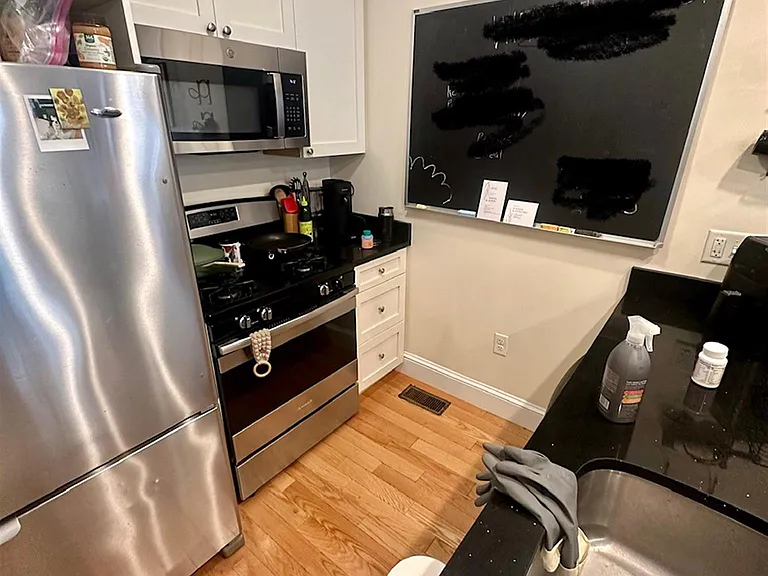 26 Putnam St #1 — Photo 4