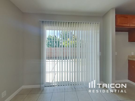 3rd image of 145 Boggs Ct