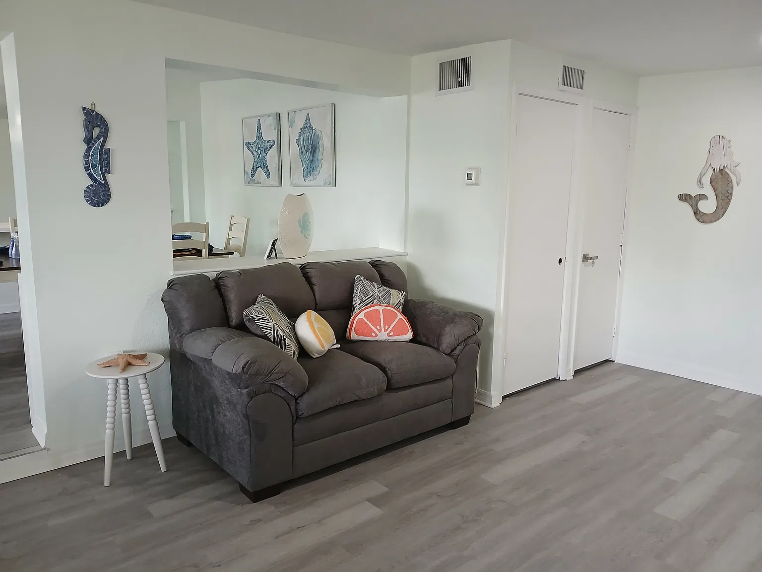 4 bed, 2000 sqft, $3,200 — Photo 4