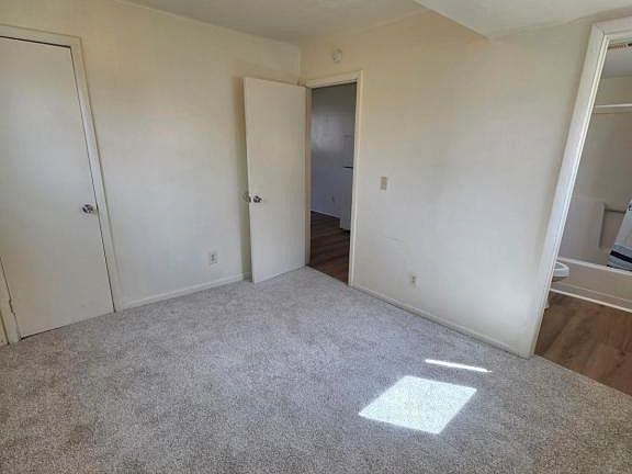 4th image of 1305 S Plate St APT F