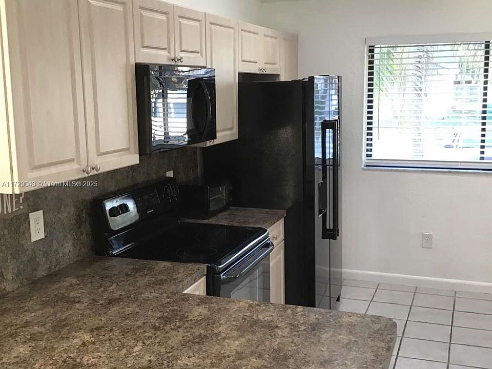 2nd image of 27725 SW 132nd Ct