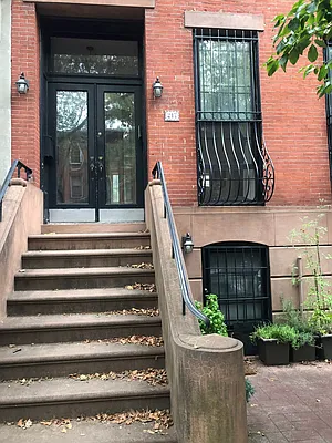 Rented by Avenue Sotheby's International Realty | media 14