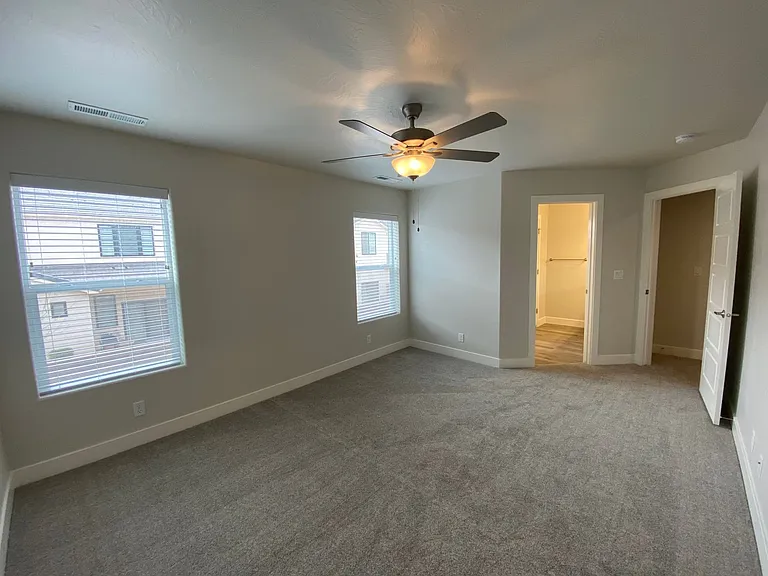 530 E Goldline Dr — Photo 11