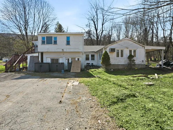 26 Weitz Road, Hopewell Junction, NY 12533