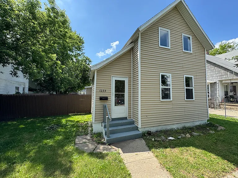 1235 Quarry Ave NW — Photo 21