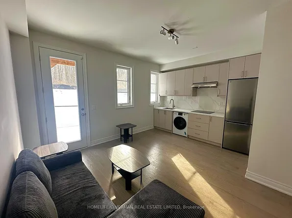 45 Donnacona Dr, Vaughan, ON L4H 4X3