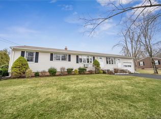 12 Forest View Rd, Northford, CT 06472
