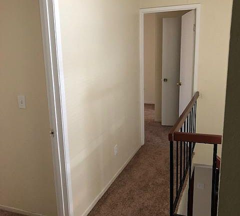 4th image of 925 56th St APT 1