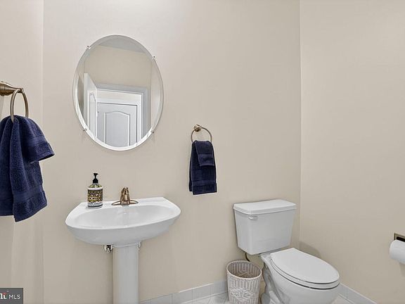5th image of 9910 Rustic Rail Ln