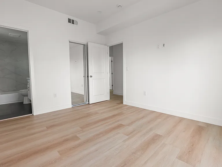 1265 Browning Blvd #1/4 — Photo 4