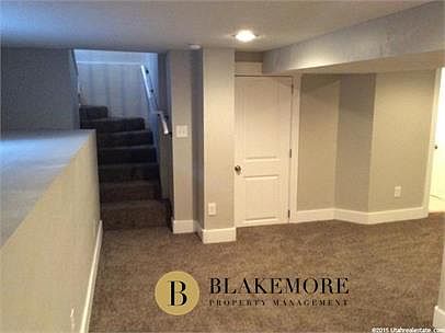4th image of 1169 E Blaine Ave