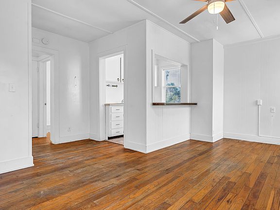 5th image of 47 W Tarpon Ave APT 4