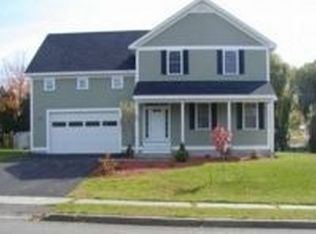 37 Drury Dr, Essex Junction, VT 05452