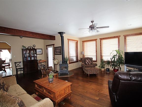 5th image of 80 Cinnamon Bear Ct