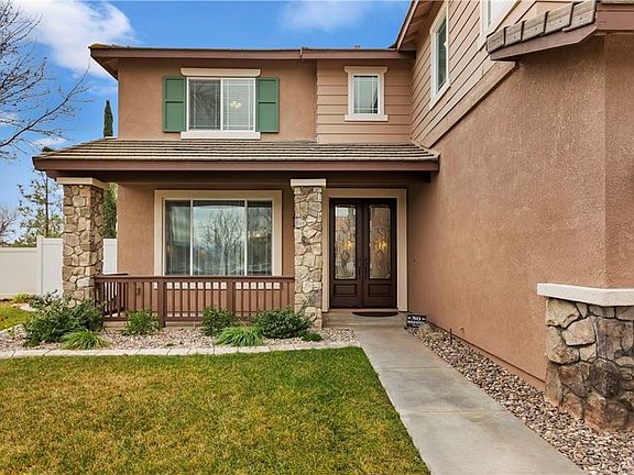 3rd image of 28591 Lunaria Ct