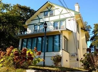 918 Phoenix Ave, Peekskill, NY 10566