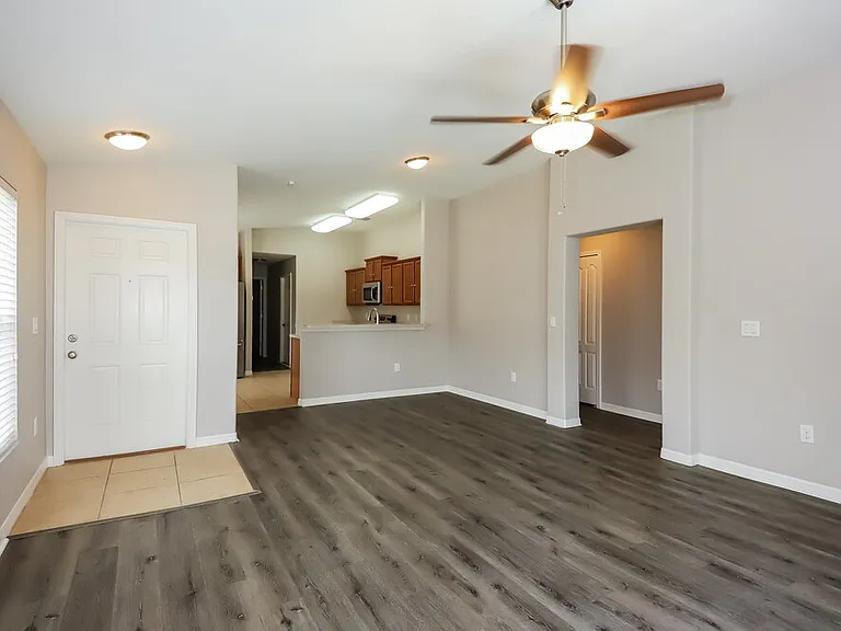 7338 Lumber Port Dr — Photo 5