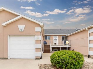 1730 W 18th St APT 201, Cedar Falls, IA 50613