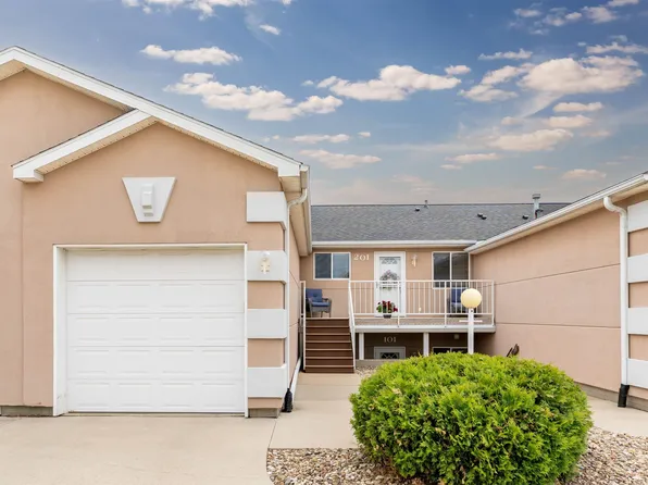 1730 W 18th St APT 201, Cedar Falls, IA 50613