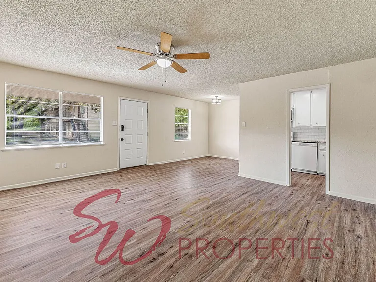 1373 W McNeill St #B — Photo 5