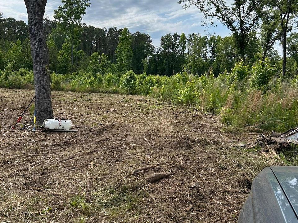 2nd image of 6435 Dinkins Mill Rd