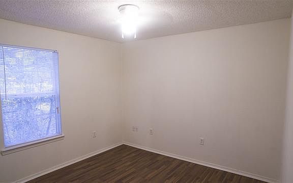 5th image of 1210 Capitol Blvd
