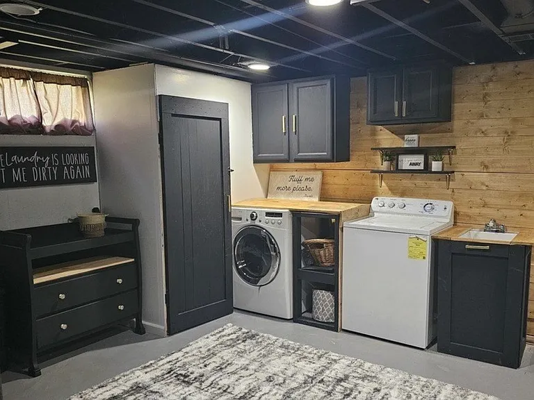 1817 Ivy Ln — Photo 23