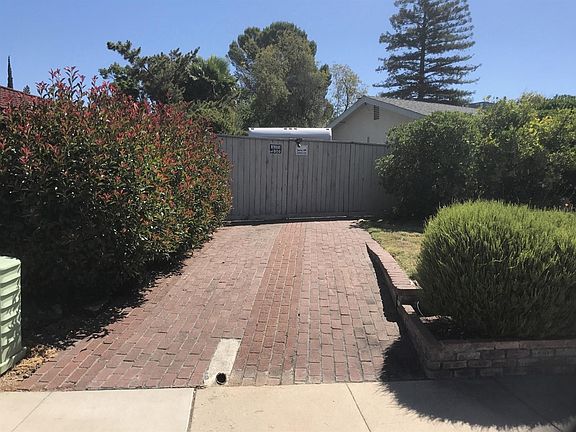 4th image of 5633 Lancelot Dr