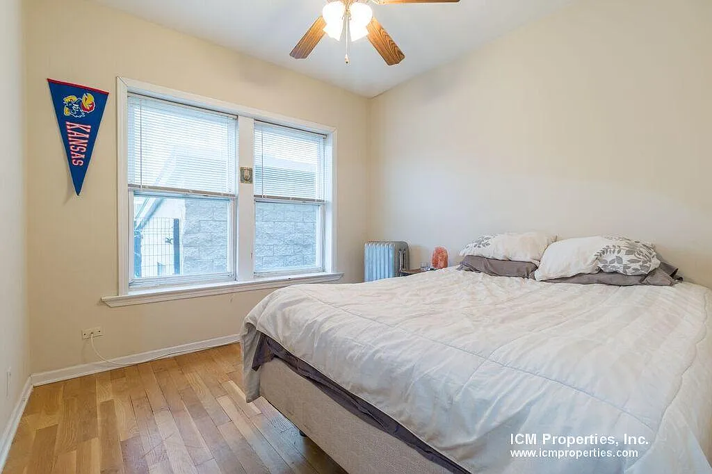 3 bed, 2.5 bath, $2,995 — Photo 4