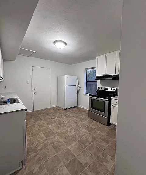 329 Maple Ave — Photo 7