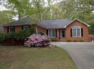 204 Meadow Creek Dr, Athens, GA 30605