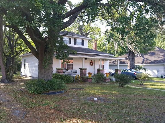 2nd image of 956 Detroit St