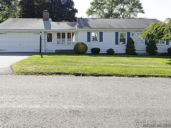 2nd image of 6 Falmouth Dr