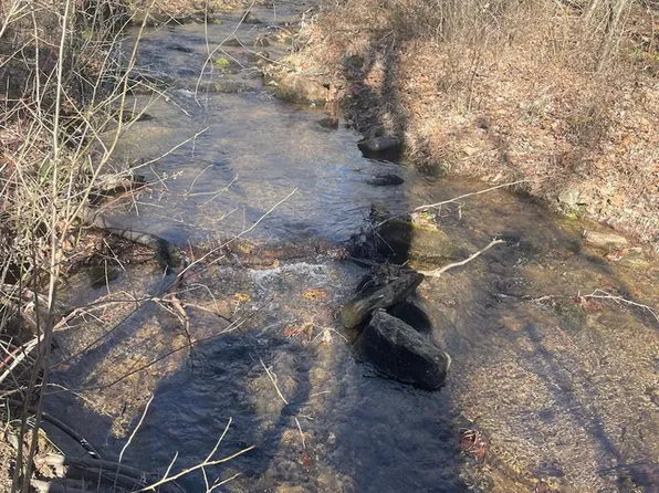 1 Fire Trail Ln, Stuart, VA 24171