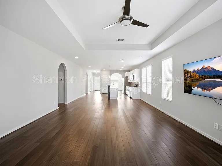605 Dumble St — Photo 17