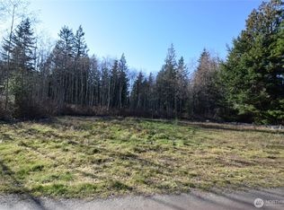 355 Windsun Way, Camano Island, WA 98282