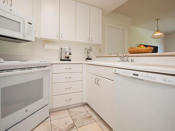 Open layout kitchen