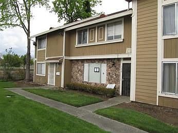 2nd image of 4058 Weymouth Ln