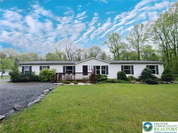 29 Hollyberry Ln, Jim Thorpe, PA 18229
