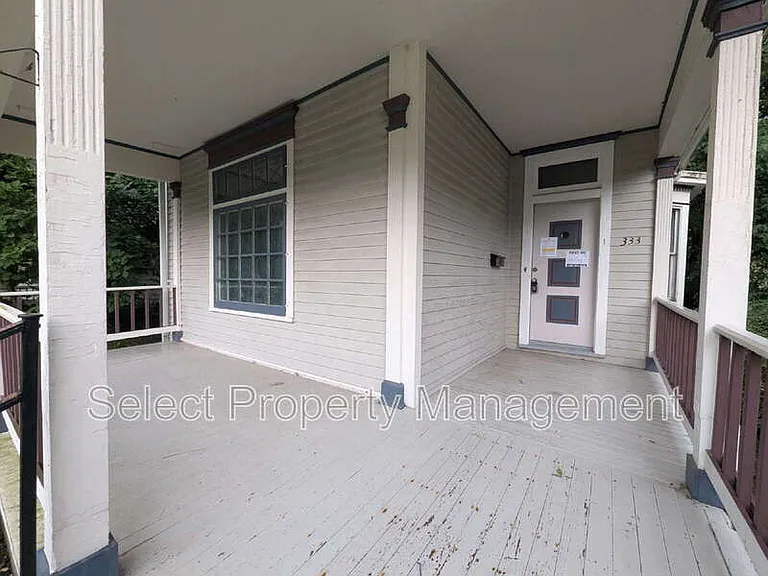333 W Suttenfield St #1 — Photo 2