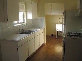424 Woodlawn Ave, Ypsilanti, MI