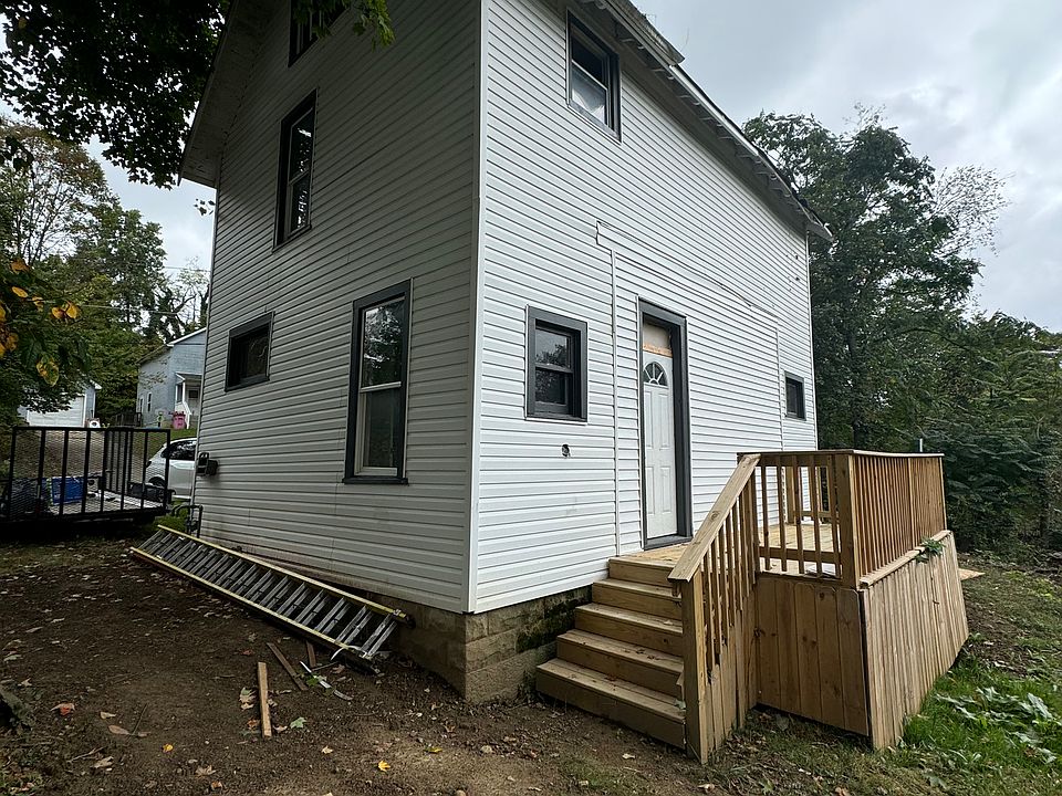 1st image of 324 Sheridan Ave